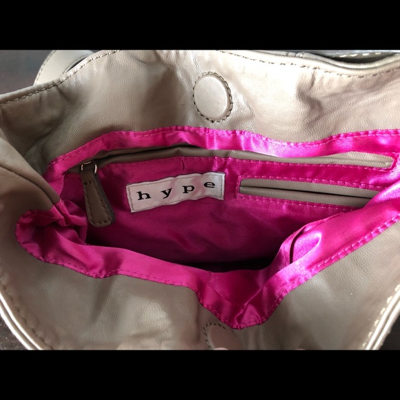 Hype chain detail bucket bag crossbody - Picture 6 of 6